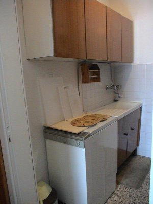 cucina.jpg (26352 bytes)